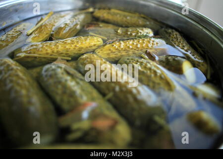 Gewürzgurken in den Wolken ist sehr lecker Stockfoto