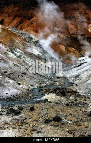 Schwefel, Gruben, 'Hölle Valley" im Shikotsu-Toya Nationalpark, Levoca, Japan. Stockfoto