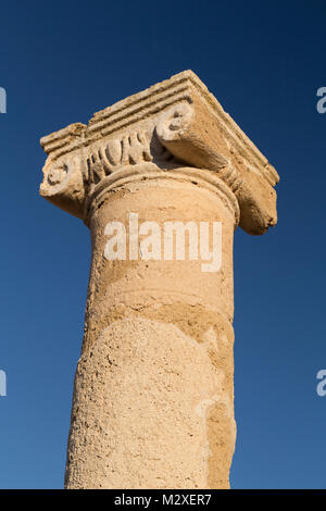 Zypern, Pathos, römische Säulen an der archäologischen Stätte von Kato Pathos. Stockfoto