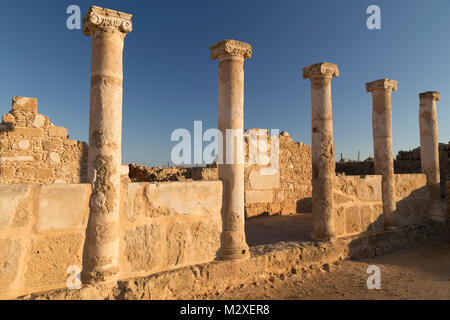 Zypern, Pathos, römische Säulen an der archäologischen Stätte von Kato Pathos. Stockfoto