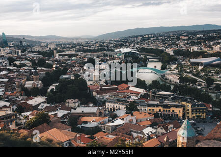 Anzeigen von Tiflis, der Hauptstadt Georgiens Stockfoto