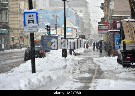 Lubljana, Slovenien auf Februar 7., 2018. Snowy Szene in Ljubljana, die Hauptstadt Sloweniens nach Schnee Sturm. Stockfoto