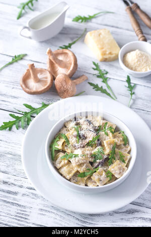 Teil der cremige Pilz ravioletti Stockfoto