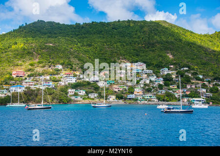 Segeln Boote ankern in Port Elizabeth, Admirality Bay, Bequia, St. Vincent und die Grenadinen, Karibik Stockfoto