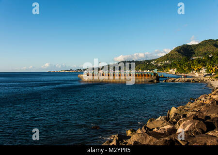 Die Bucht von Roseau in Dominica, Karibik Stockfoto