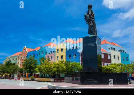 Die bunten holländischen Häusern an der Sint Annabaai in Wilemstad Stadt, der Hauptstadt von Curacao, Niederländische Antillen, ABC-Inseln, Karibik Stockfoto