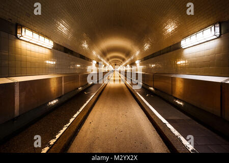 Der alte Elbtunnel in Hamburg, Stadtteil Steinwerder eröffnet 1911 Stockfoto