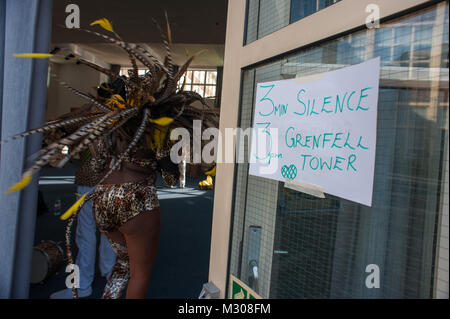 London, Vereinigtes Königreich. Partecipant der London School of Samba, Notting Hill Carnival. Stockfoto