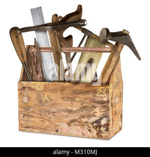 Holz- alten rustikalen retro Box mit Vintage hand Tools auf weißem Hintergrund gefüllt Do-it-yourself Do-it-yourself-Konzept Stockfoto