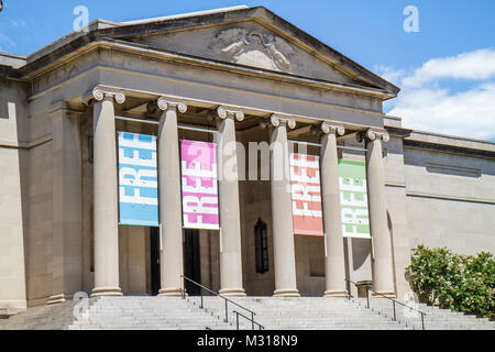Baltimore Maryland, Wyman Park, Baltimore Museum of Art, neoklassizistische Banner Eingang außen Front Säulen ionisch Stockfoto