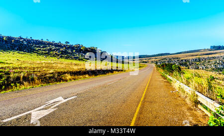 Autobahn R532, die Panorama Route, in der Nähe von Graskop, Mpumalanga Provinz im Norden von Südafrika Stockfoto