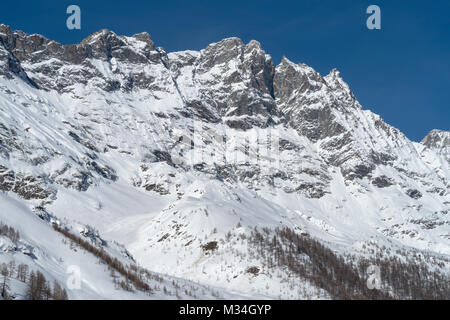 Bergwelt in Cervinia, Aostatal Valtournenche, Alpen Stockfoto