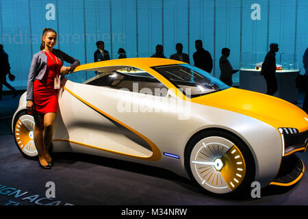 Noida, völlige Pradesh, Indien. 08. Februar, 2018. Renault präsentiert neuen Concept Cars und Autos in Auto Expo 2018, der Messe, am Donnerstag, in Indien Expo Mart, Greater Noida, Indien. Stockfoto