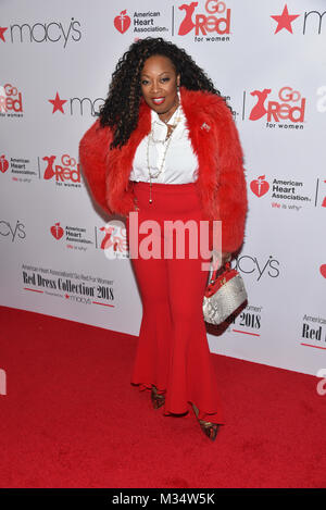 New York, USA. 8 Feb, 2018. Star Jones nimmt an der American Heart Association gehen Rot für Frauen, roten Kleid Kollektion 2018 von Macy's am 8. Februar 2018 in New York präsentiert. Credit: Erik Pendzich/Alamy leben Nachrichten Stockfoto