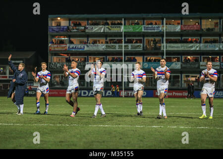 Wakefield Trinity Team begrüßen die Fans nach Essen das Spiel 14-12 während der Betfred Super League Runde 2 Wakefield versus Salford Red Devils 09/02/2018 die Mobile Rakete Stadion Stockfoto