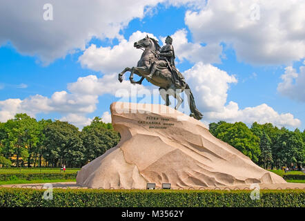 SAINT-Petersburg, Russland - Juli 07, 2009: Der Bronzene Reiter. Die Statue von Peter dem Großen auf dem Senatsplatz Stockfoto