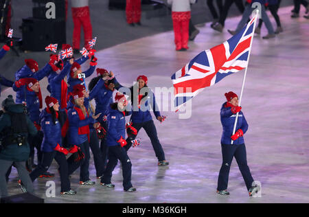 Großbritannien Fahnenträger Lizzy Yarnold während der Eröffnungsfeier der Olympischen Spiele 2018 PyeongChang am Olympiastadion PyeongChang in Südkorea. Stockfoto