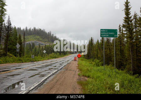 Ende der Straßenbau Zeichen, Route 389, Quebec, Kanada Stockfoto