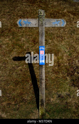 Finger post (beide Richtungen) Stockfoto
