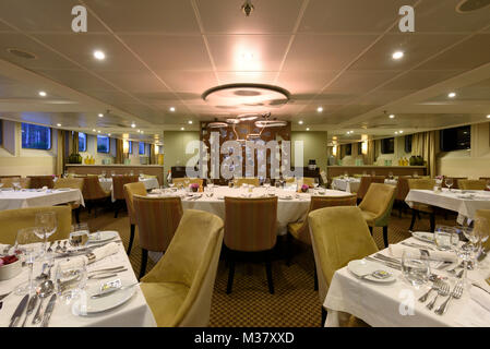 Restaurant im Douro Spirit Kreuzfahrtschiff, Tal des Flusses Douro, Portugal, Europa Stockfoto