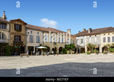 Labastide-d'Armagnac - ein traditionelles befestigte Bastide im Département Landes, Nouvelle-Aquitaine, im Südwesten von Frankreich Stockfoto