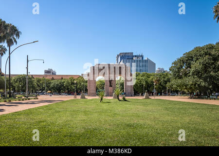 Farroupilha expedicionario Denkmal Arches Park oder Redencao Park - Porto Alegre, Rio Grande do Sul, Brasilien Stockfoto