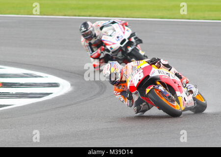 Danni Pedrosa Repsol Honda führt Scott Redding auf dem Pramac Ducati in der MotoGP Qualifying für den Grand Prix 2016 Stockfoto