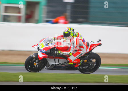 Andrea Iannone auf dem Weg zur Einstellung eine kurze Zeit im Qualifying in der MotoGP Grand Prix 2016 Stockfoto