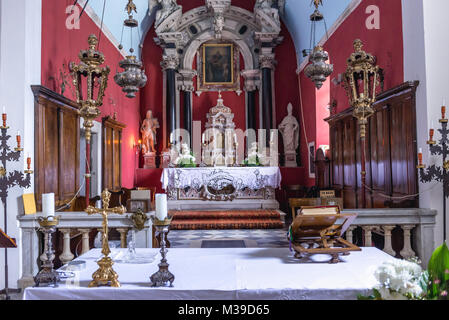 Altar in der Kirche des Hl. Nikolaus in Perast historische Stadt in der Bucht von Kotor der Adria in Montenegro Stockfoto