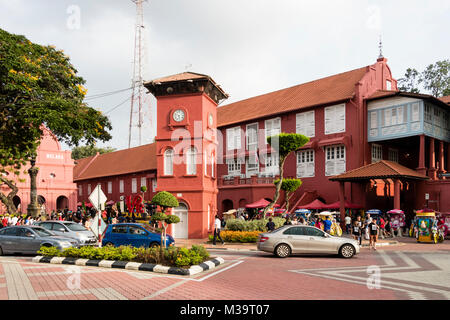 Melaka, Malaysia, 11. Dezember 2017: Das rote Gebäude oder das Stadhuys Bereich in Melaka, Malaysia Stockfoto