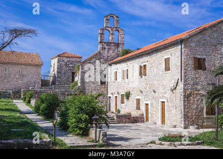 Kirche Santa Maria in Punta auf die Altstadt von Budva Stadt an der Adria Küste in Montenegro Stockfoto