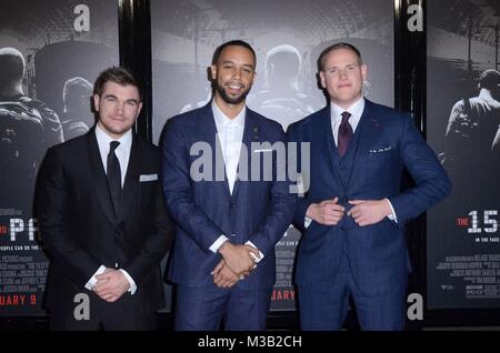 Los Angeles, CA, USA. 5. Februar, 2018. Alec Skarlatos, Anthony Sadler, Spencer Stein bei der Ankunft für die 15:17 BIS PARIS Premiere, Steven J. Ross (SJR) Theater bei Warner Bros., Los Angeles, CA Februar 5, 2018. Credit: Priscilla Grant/Everett Collection/Alamy leben Nachrichten Stockfoto