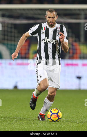 9. Februar 2018, Stadio Artemio Franchi, Florenz, Italien; Serie A Fußball, ACF Fiorentina gegen Juventus Turin; Giorgio Chiellini von Juventus Turin läuft mit dem Ball Credit: Giampiero Sposito/Alamy leben Nachrichten Stockfoto