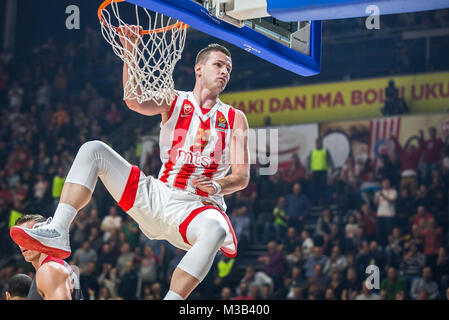 9. Februar 2018, Aleksandar Nikolic Hall, Belgrad, Serbien; Euroleague Basketball, Crvenz Zvezda mts Belgrad vs. AX Armani Exchange Olimpia Mailand; Zentrum Alan Omic von Crvena Zvezda mts Belgrad jubelt Nach dem Zerkleinern Stockfoto