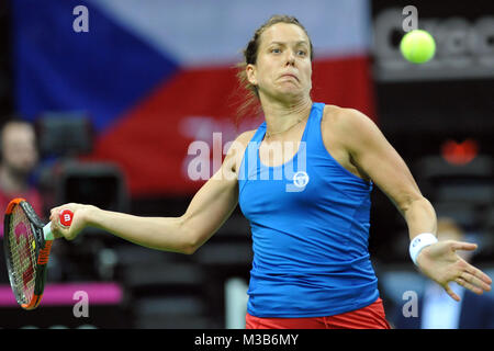 Prag, Tschechische Republik. 10 Feb, 2018. Tschechische Tennisspieler Barbora Strycova während in der Fed Cup Match zwischen der Tschechischen Republik gegen die Schweiz in Prag, Tschechische Republik, 10. Februar 2018. Credit: Slavek Ruta/ZUMA Draht/Alamy leben Nachrichten Stockfoto