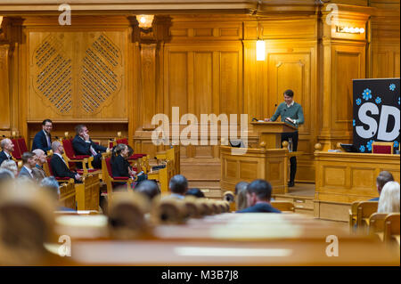 Stockholm, Schweden, 10. Februar, 2018. "Künftige Konferenz" Schweden Demokraten (SD) (Sverigedemokraterna) in das Haus des Parlaments, Stockholm. Sekretär der Partei Richard Jomshof informiert über die Wahl der Bewegung und über organisatorische Entwicklung der Partei. Stockfoto