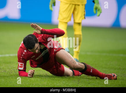 Leverkusen, Deutschland. 10 Feb, 2018. Der Leverkusener Kevin Volland gestikuliert heftig in der BayArena in Leverkusen, Deutschland, 10. Februar 2018. Quelle: Bernd Thissen/dpa/Alamy leben Nachrichten Stockfoto