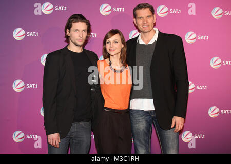 Bert Tischendorf, Nadja Becker, Götz Otto, Fototermin SAT1 Fiction Veranstaltungen, Hamburg, 24.11.2011 Stockfoto