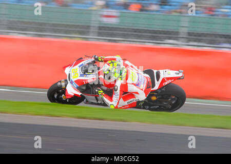 Andrea Iannone auf seinem Weg zur Einstellung eine kurze Zeit in das Qualifying in der MotoGP Grand Prix 2016 Stockfoto