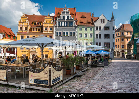 Sidewalk Cafe auf dem Marktplatz (Marktplatz) in Meißen, Sachsen, Deutschland Stockfoto