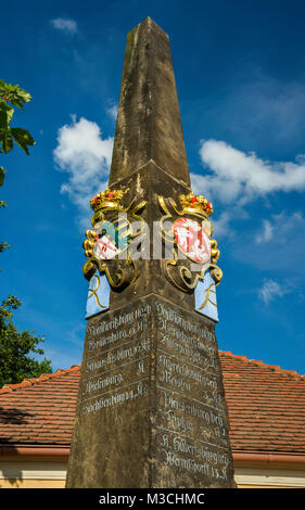 Wappen des Commonwealth von Polen und Litauen auf Wegweiser im Jahre 1730 unter August dem Starken, Schloss Moritzburg, Sachsen, Deutschland Stockfoto