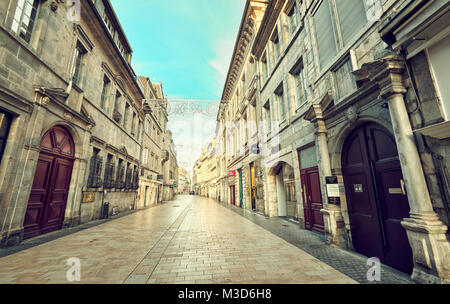 Grande-Rue (Hauptstraße) von Besançon. Doubs. Bourgogne-Franche-Comte. Frankreich. Stockfoto