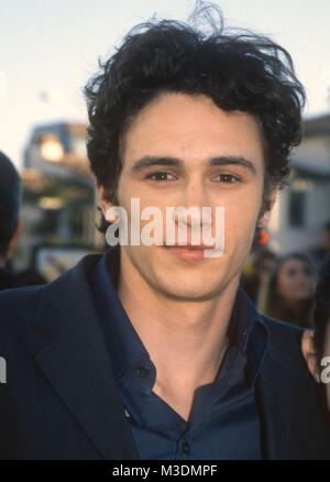 LOS ANGELES, Ca 0. APRIL 28: Schauspieler James Franco besucht die 'Spider-Man' Premiere im Regency Dorf Theater am 28. April 2002 in Los Angeles, Kalifornien. Foto von Barry King/Alamy Stock Foto Stockfoto