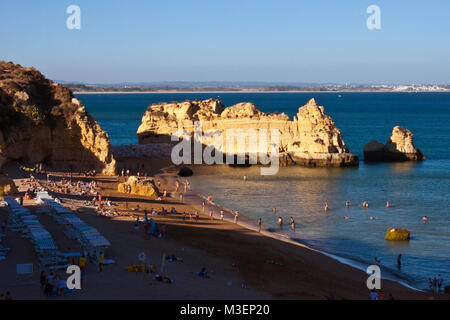 Strand Dona Ana in Lagos, Portugal Stockfoto