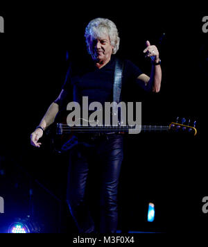 Die Moody Blues führen Sie im Hard Rock Live! Im Seminole Hard Rock Hotel & Casino verfügt über: John Lodge, wo: Hollywood, Florida, United States Wenn: 10 Jan 2018 Credit: JLN Fotografie/WENN.com Stockfoto