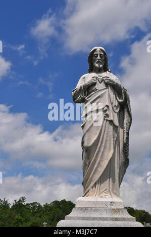 Statue von Jesus in einem katholischen Friedhof Stockfoto