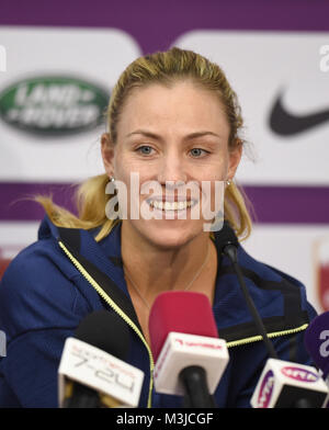 Doha, Katar. 11 Feb, 2018. Angelique Kerber in Deutschland nimmt an einer Pressekonferenz im Vorfeld der 2018 WTA Qatar Open in Doha, Katar, Jan. 11, 2018. Credit: Nikku/Xinhua/Alamy leben Nachrichten Stockfoto