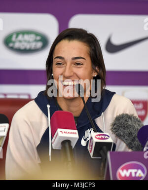 Doha, Katar. 11 Feb, 2018. Caroline Garcia von Frankreich nimmt an einer Pressekonferenz im Vorfeld der 2018 WTA Qatar Open in Doha, Katar, Jan. 11, 2018. Credit: Nikku/Xinhua/Alamy leben Nachrichten Stockfoto