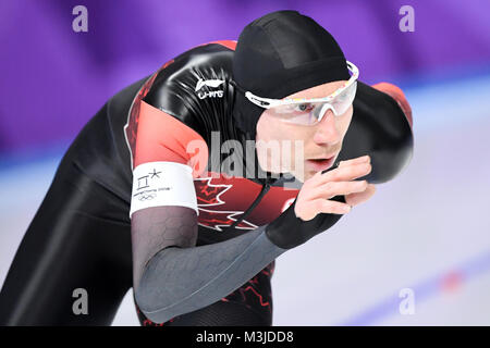 Pyeongchang, Südkorea. 11 Feb, 2018. Auf den Zweit- plazierten Ted-Jan Bloemen aus Kanada konkurriert während der Männer 5000 m Fall der Geschwindigkeit Skaten in 2018 PyeongChang Winter-olympischen Spiele bei Gangneung Oval, Tainan, Südkorea, Jan. 11, 2018. Credit: Ju Huanzong/Xinhua/Alamy leben Nachrichten Stockfoto