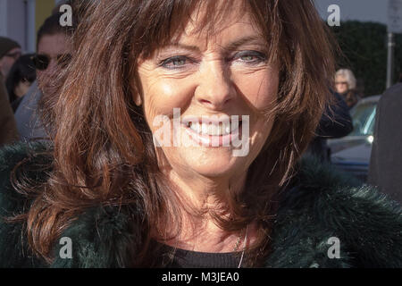 London, Großbritannien. 11. Februar 2018. Eine blaue Plakette zum Gedenken an Diana Dors ist ihre ehemalige Heimat auf Burnsall Straße in Chelsea vorgestellt. Credit: Guy Corbishley/Alamy leben Nachrichten Stockfoto